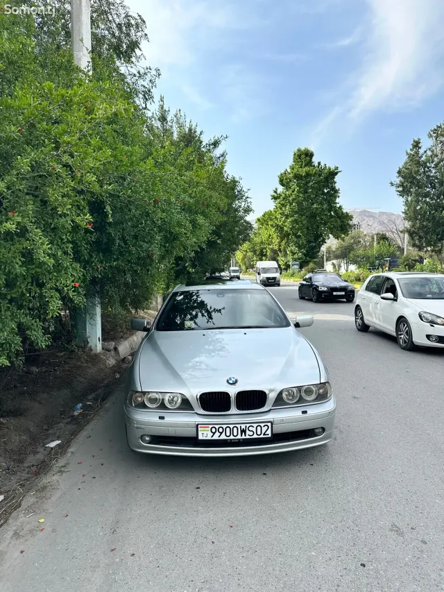 BMW 5 series 2002 · 2.5 AT