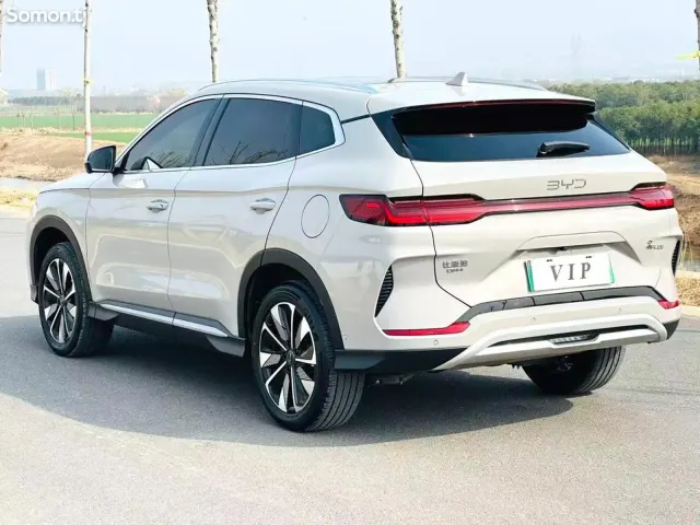 BYD Song Plus 2025 · AT