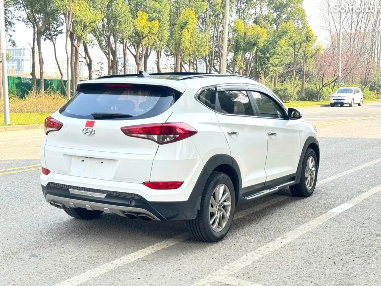 Hyundai Tucson 2016 · 1.6 AT
