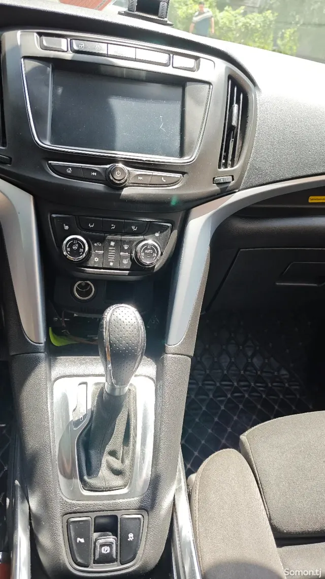 Opel Zafira 2018 · 1.6 AT