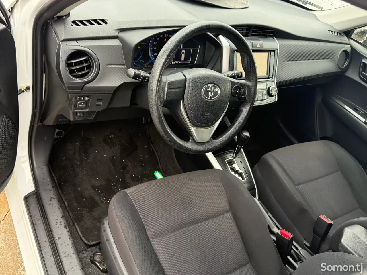 Toyota Fielder 2014 · 1.5 AT