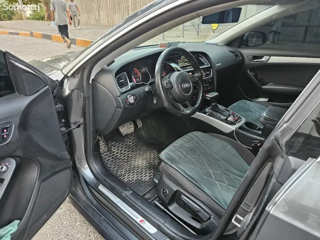 Audi A5 2015 · 2.0 AT
