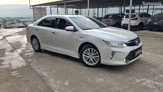 Toyota Camry 2015 · 2.5 AT