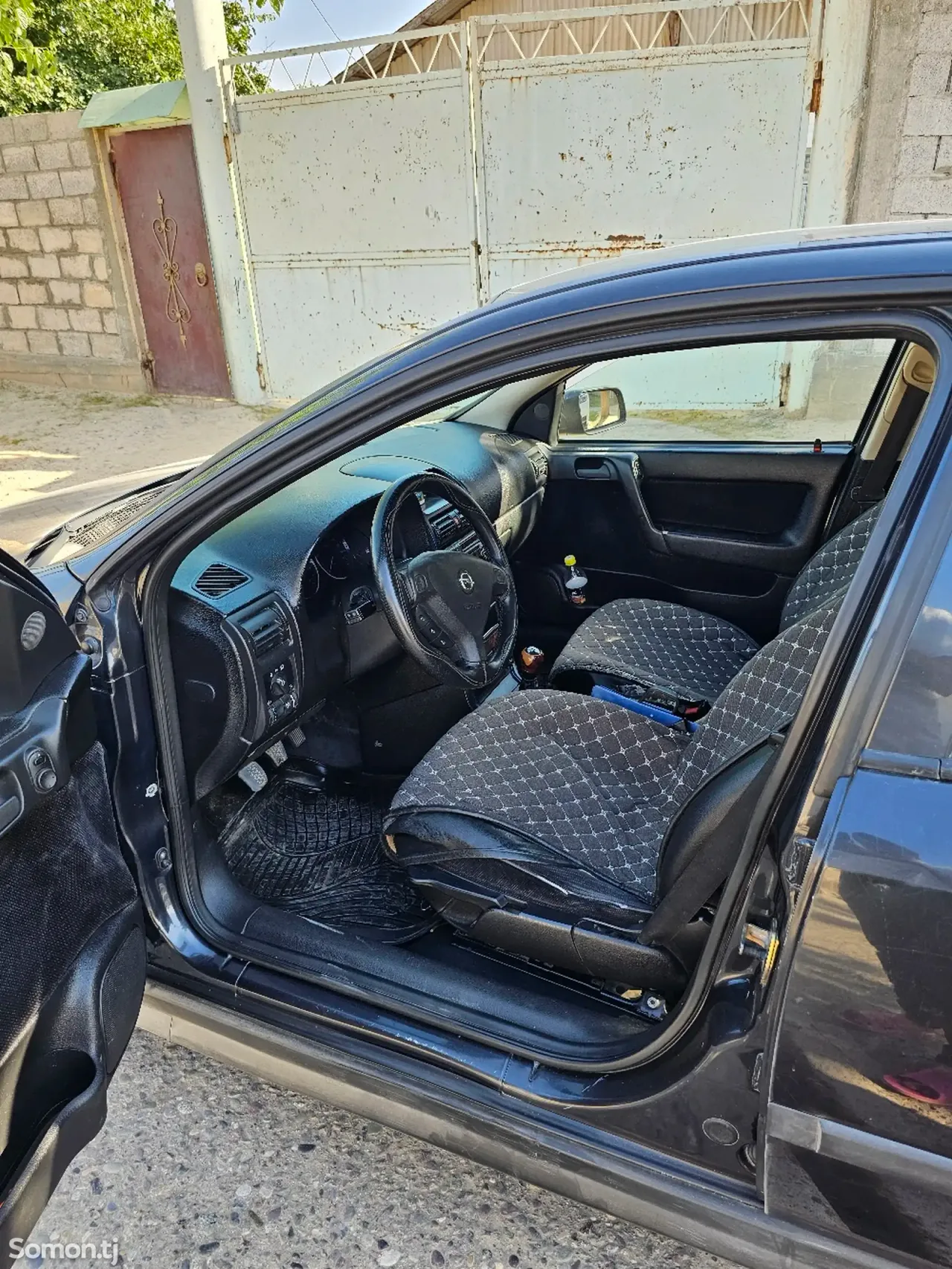 Opel Astra G 1998 · 1.6 MT