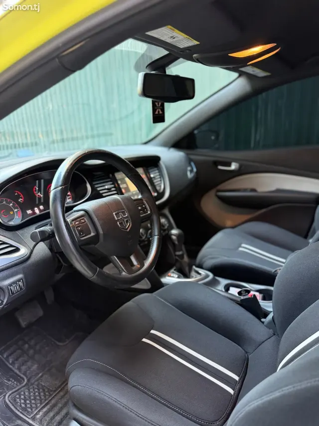 Dodge Dart 2013 · 1.8 AT