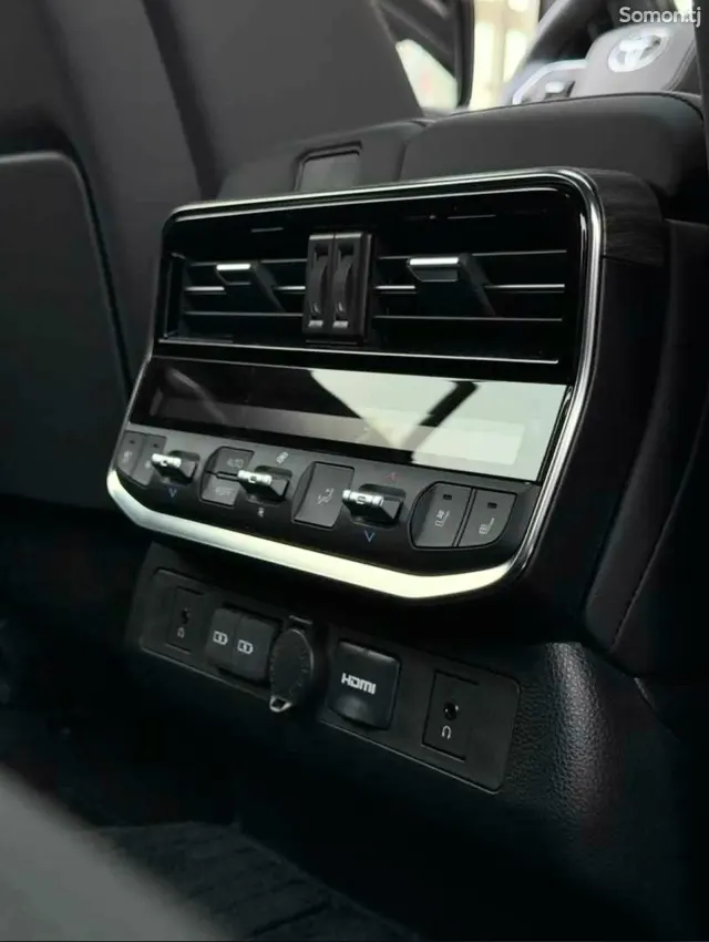 Toyota Land Cruiser 2026 · 3.5 AT