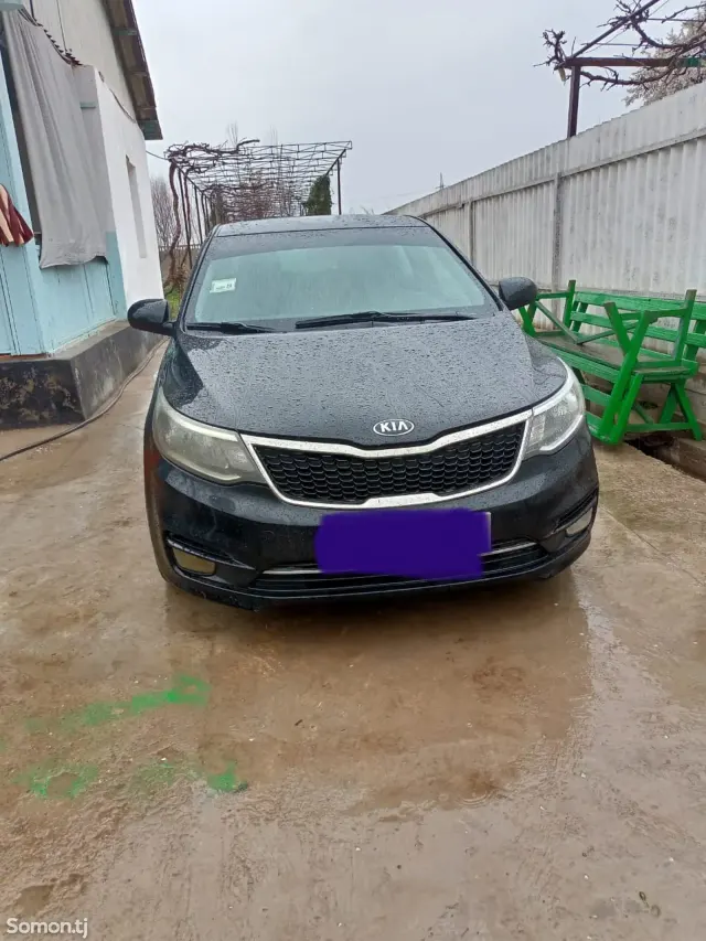 Kia Rio 2017 · 1.4 MT