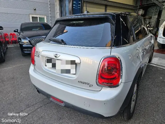 Mini Cooper 2016 · 1.7 AT