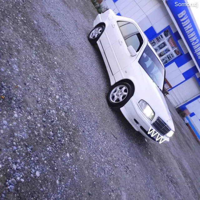 Mercedes-Benz C class 1993 · 1.8 MT