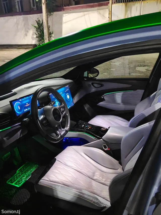 BYD Seal 2023 · AMT