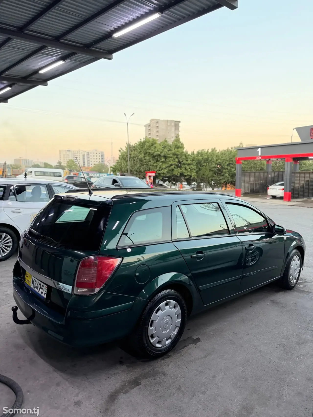 Opel Astra H 2006 · 1.6 MT