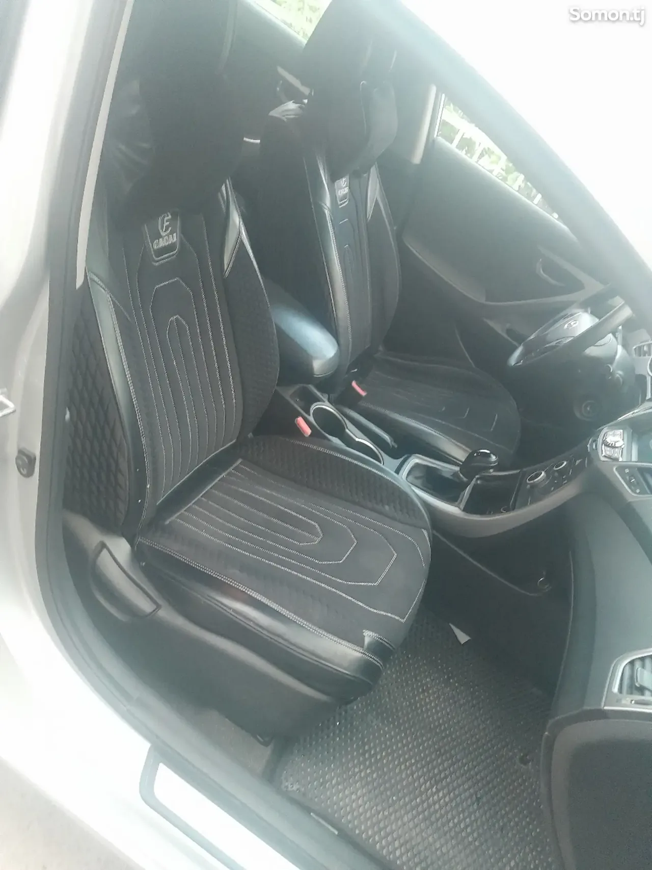 Hyundai Avante 2015 · 1.6 AT