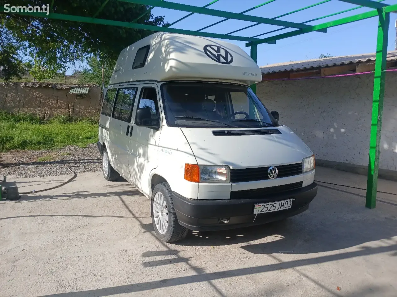 Volkswagen California 1992 · 2.4 MT