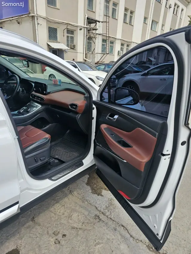 Hyundai Santa Fe 2023 · 3.5 AT
