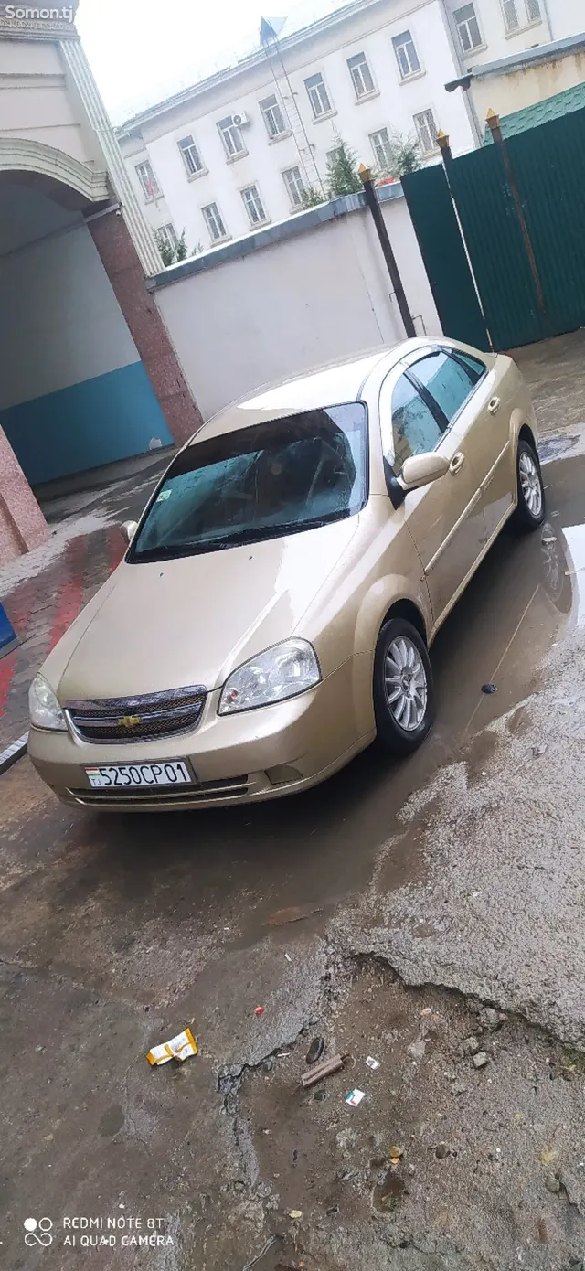 Chevrolet Lacetti 2007 · 1.6 MT