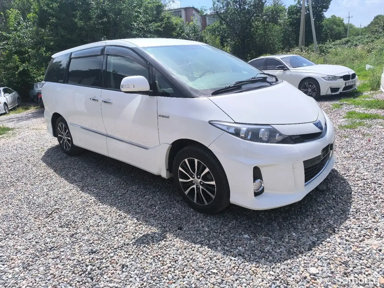 Toyota Estima 2015 · 2.4 AT