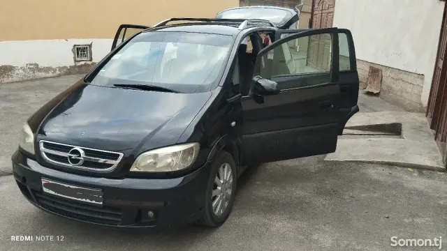 Opel Zafira 2006 · 1.8 MT