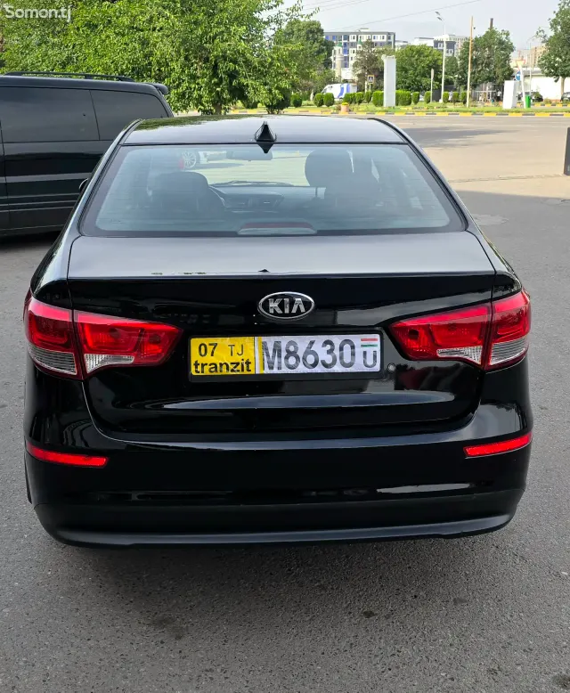 Kia Rio 2017 · 1.4 AT