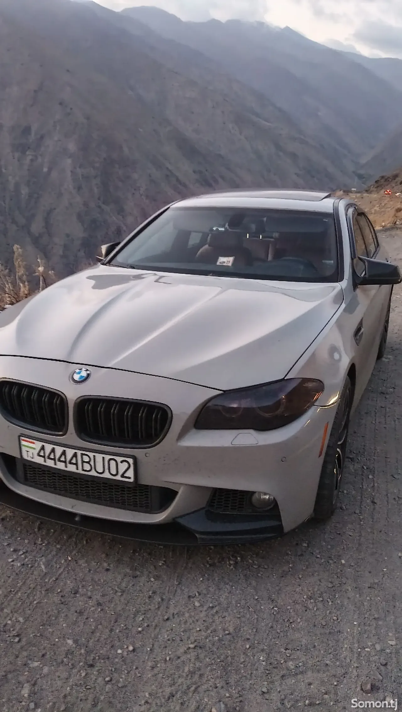 BMW 5 series 2011 · 4.4 AT