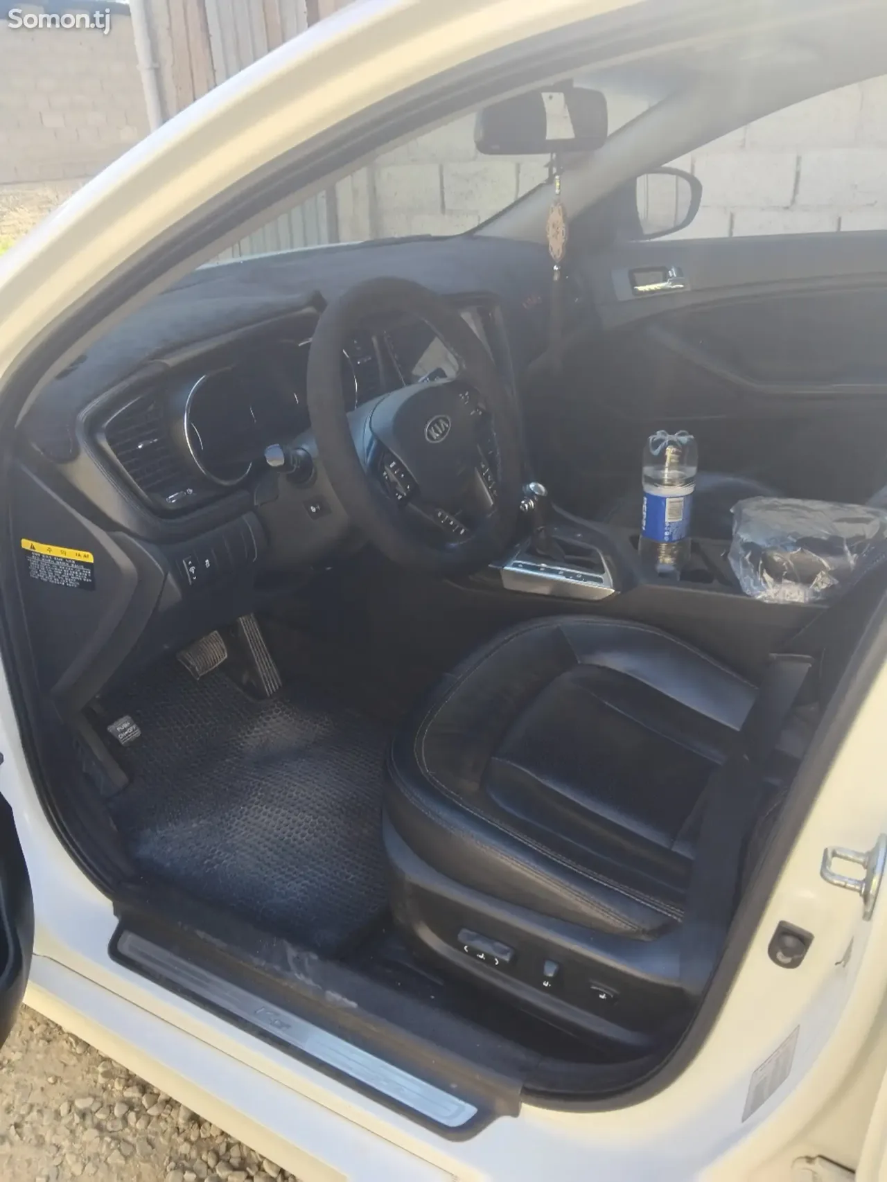 Kia K5 2012 · 2.0 AT