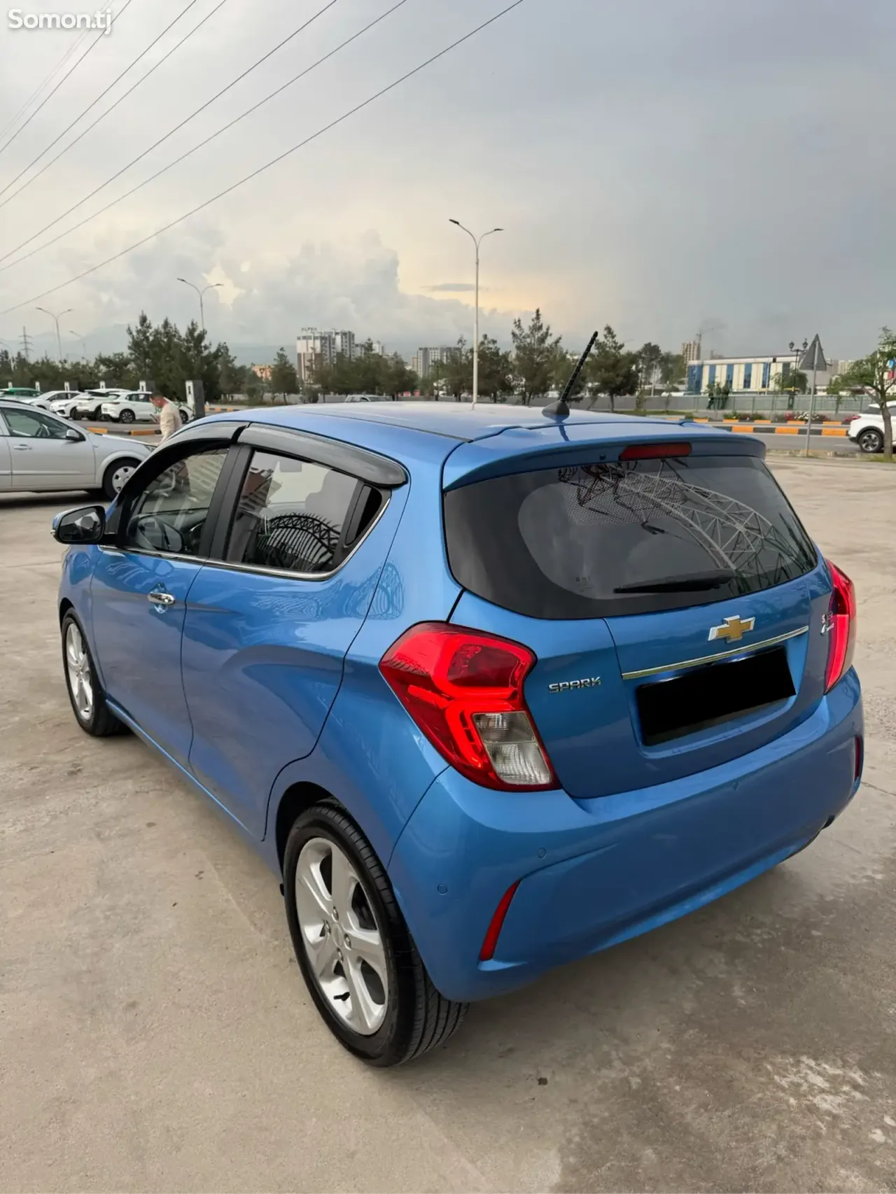 Chevrolet Spark 2017 · 1.4 AT