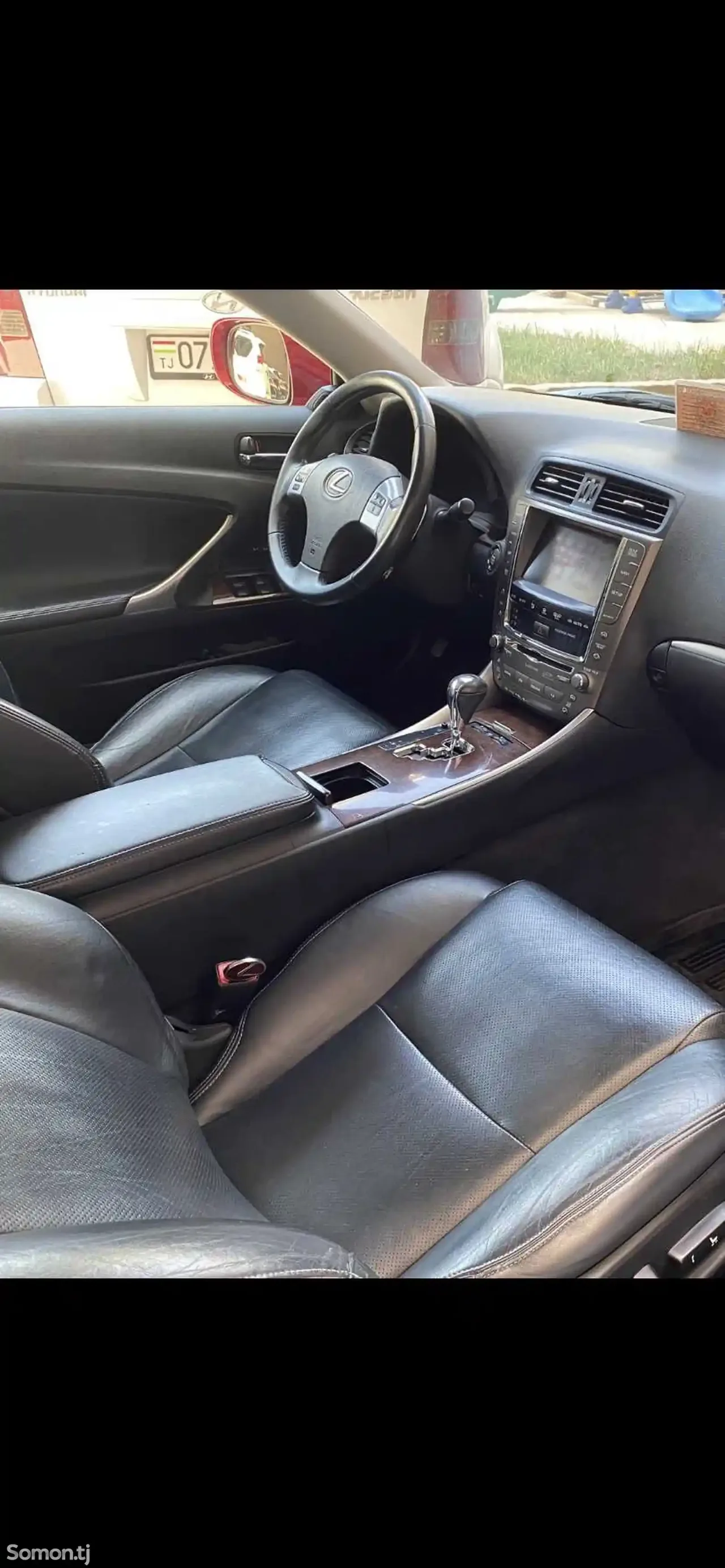 Lexus IS series 2011 · 2.5 AT