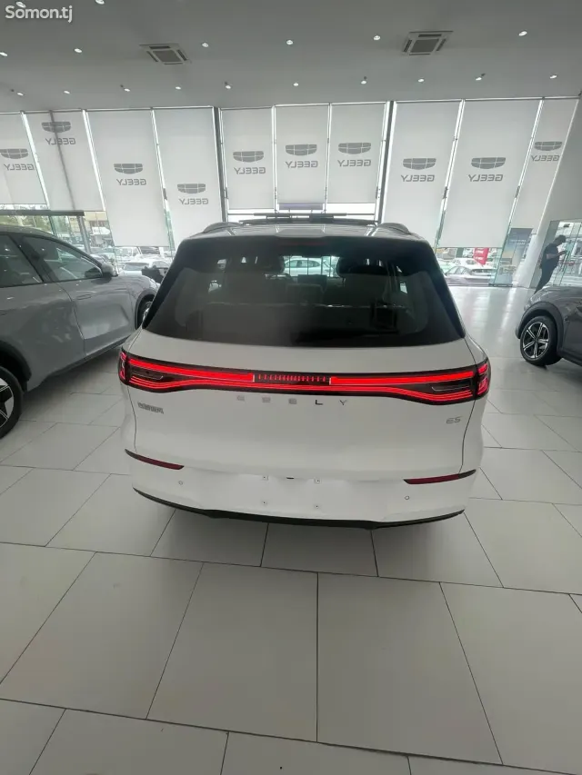 Geely Galaxy E5 2025 · CVT