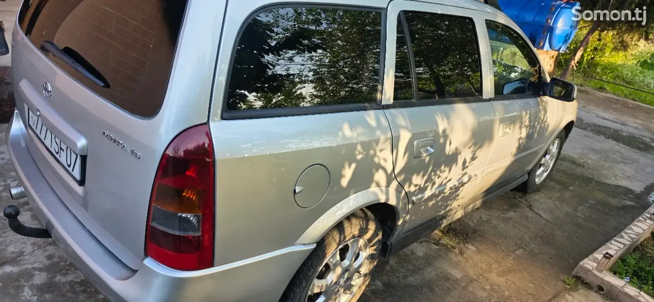 Opel Astra G 2004 · 1.6 MT