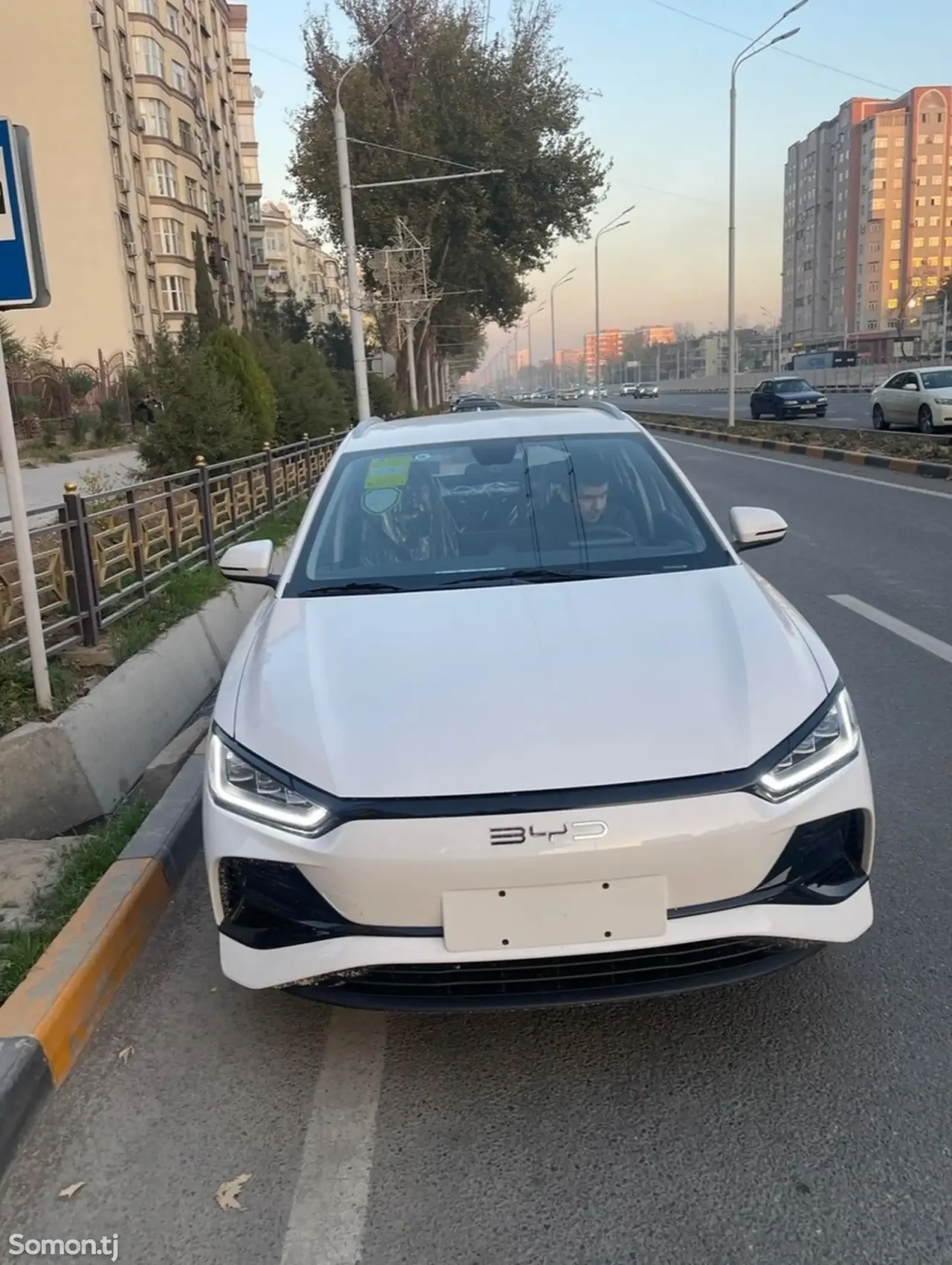 BYD E2 2024 · 1.0 AT