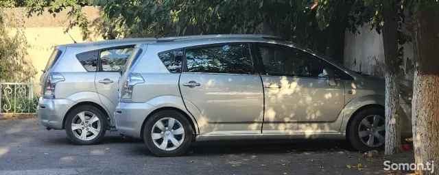 Toyota Verso 2006 · 1.8 MT