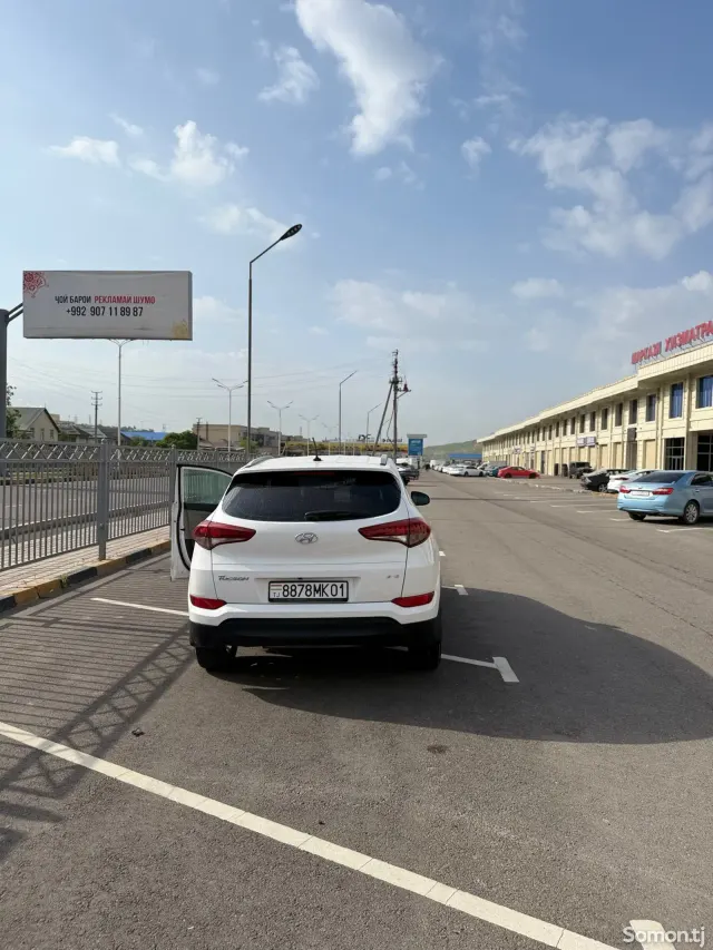 Hyundai Tucson 2016 · 2.0 AT