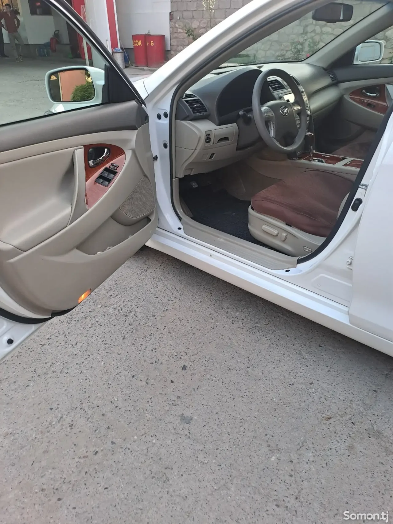 Toyota Camry 2011 · 2.5 AT