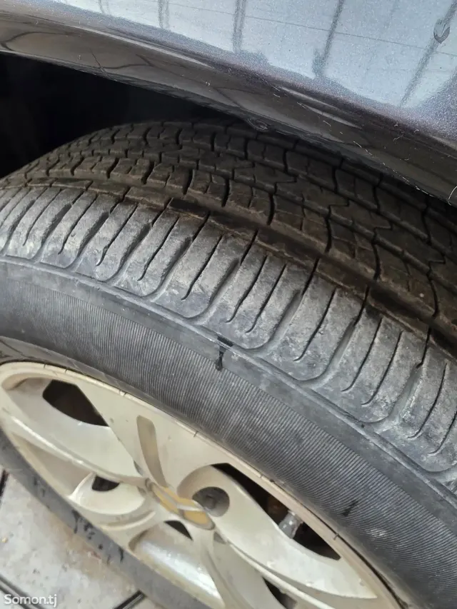 Mercedes-Benz E class 1994 · 2.5 MT