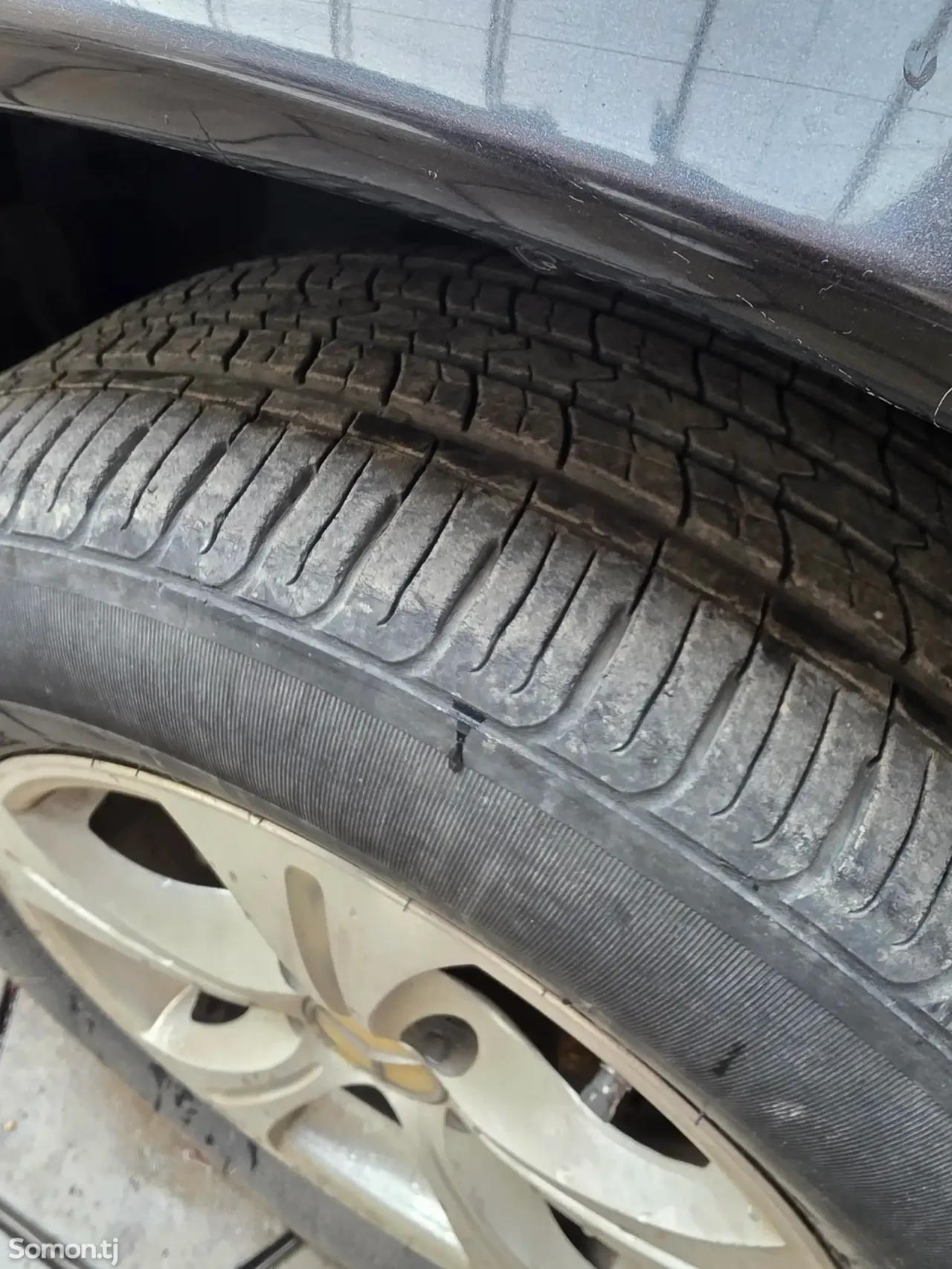 Mercedes-Benz E class 1994 · 2.5 MT