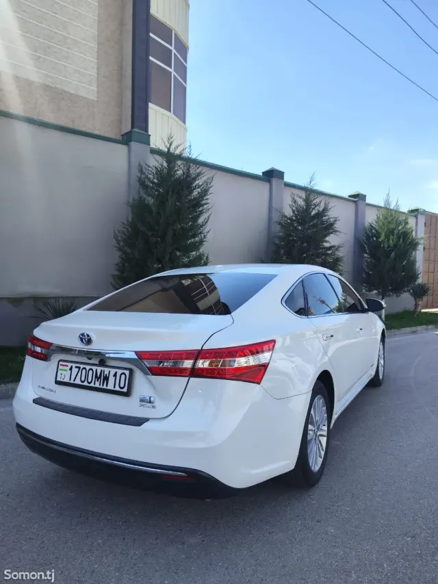 Toyota Avalon 2015 · 2.5 AT