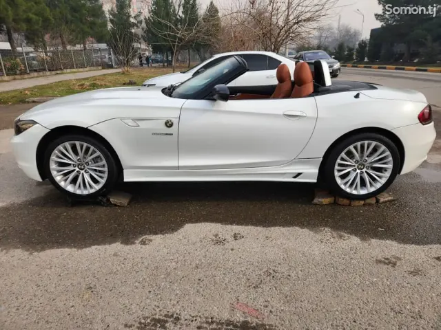 BMW Z4 2011 · 3.5 AT
