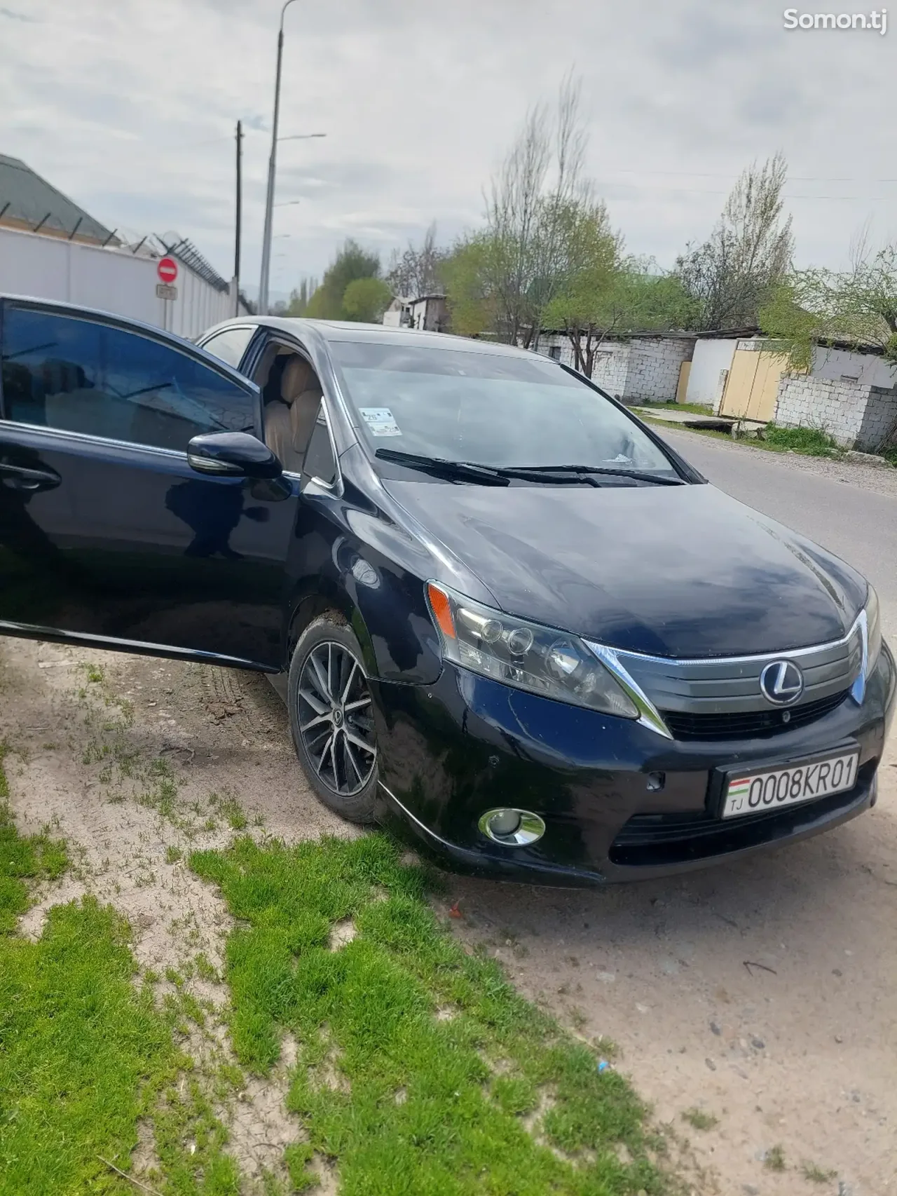 Lexus HS series 2010 · 2.5 AMT