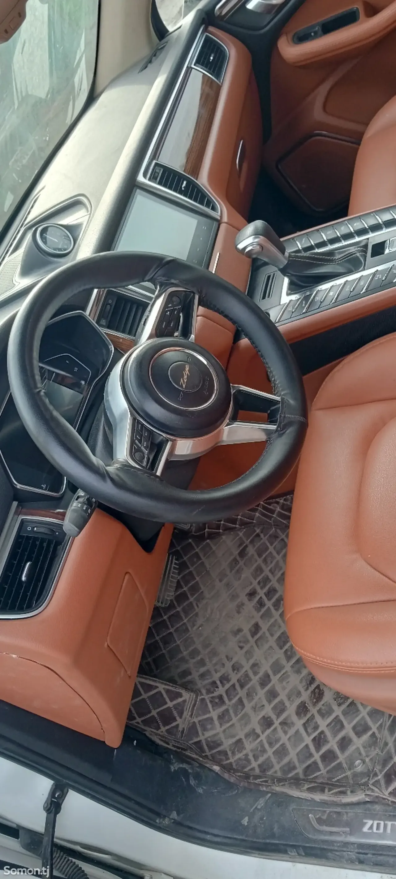Porsche Cayenne 2017 · 2.0 AT