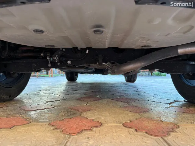 Toyota RAV 4 2019 · 2.5 AT
