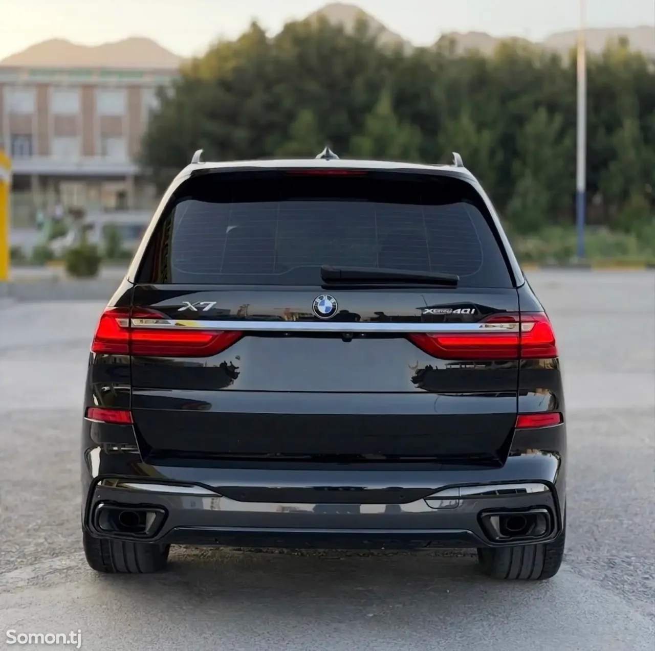 BMW X7 2020 · 3.0 AT