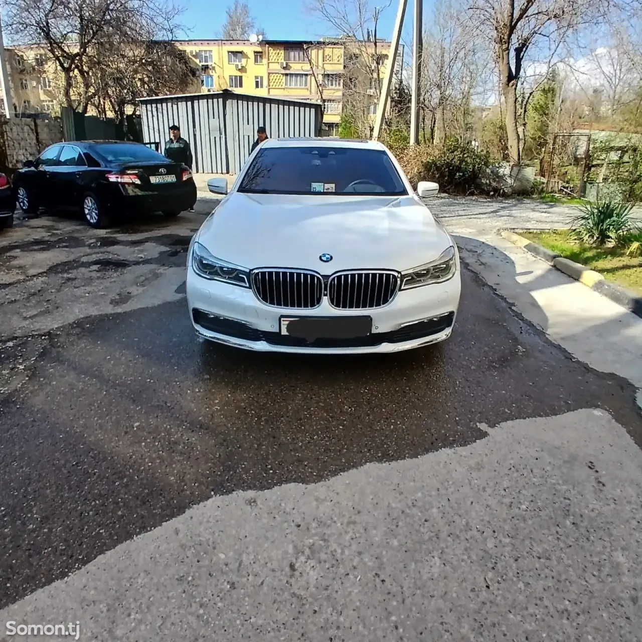 BMW 7 series 2017 · 3.0 AT