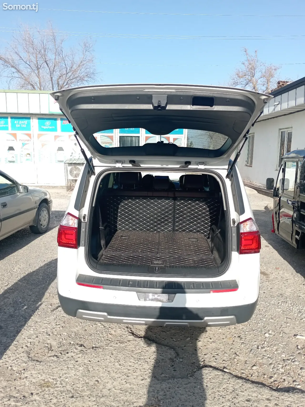 Chevrolet Orlando 2015 · 2.0 AT