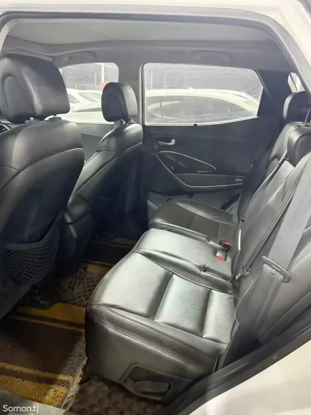 Hyundai Santa Fe 2014 · 2.4 AT