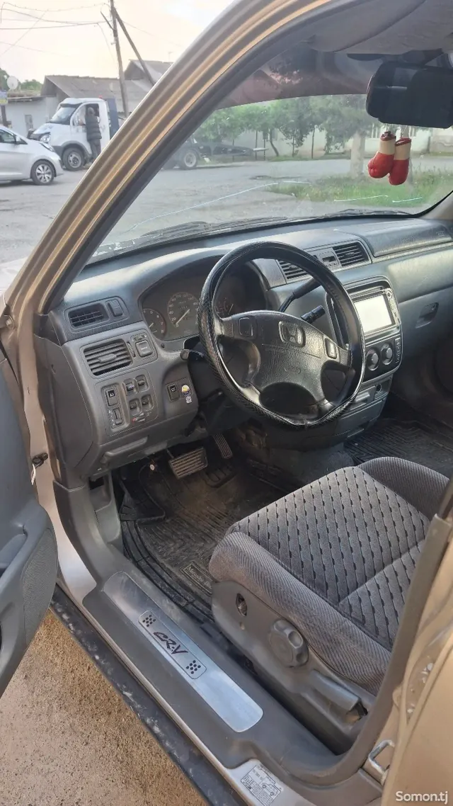 Honda CR-V 2001 · 2.4 AT
