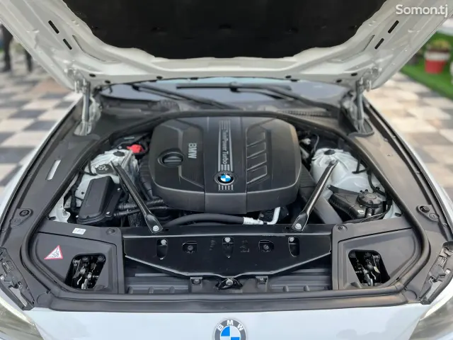 BMW 5 series 2014 · 2.0 AT