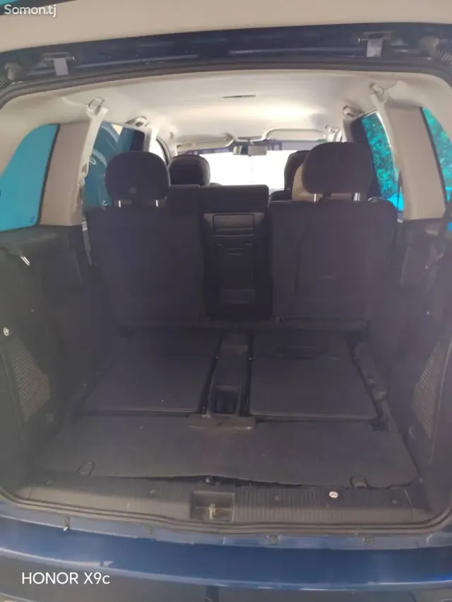 Opel Zafira 2005 · 1.8 MT