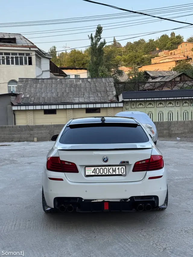 BMW 5 series 2015 · 2.8 AT