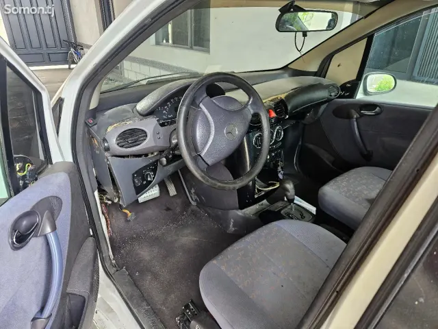 Mercedes-Benz A class 2000 · 1.6 AT