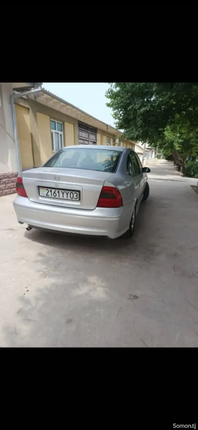 Opel Vectra B 2001 · 1.6 MT