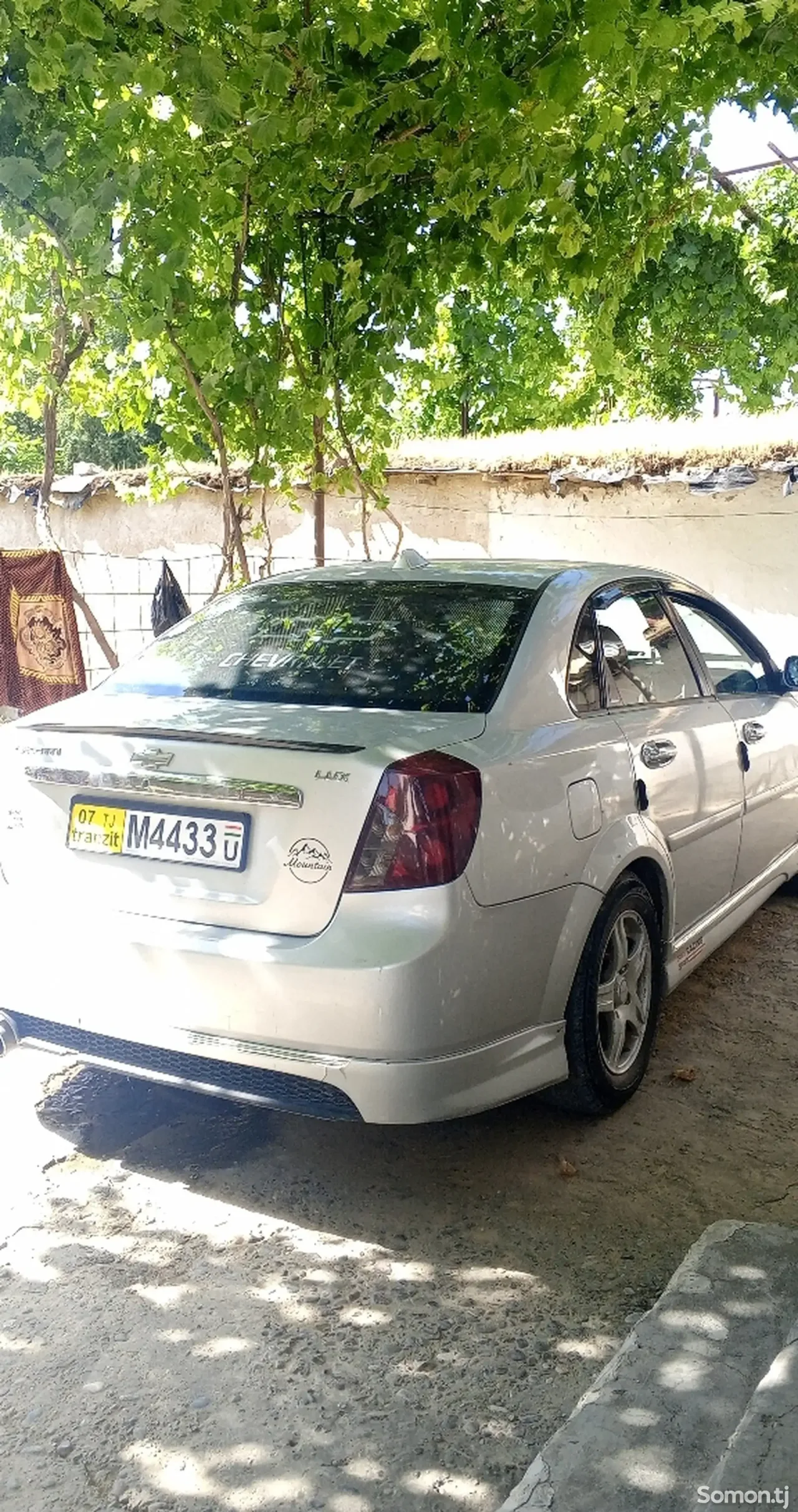Chevrolet Lacetti 2006 · 1.6 MT